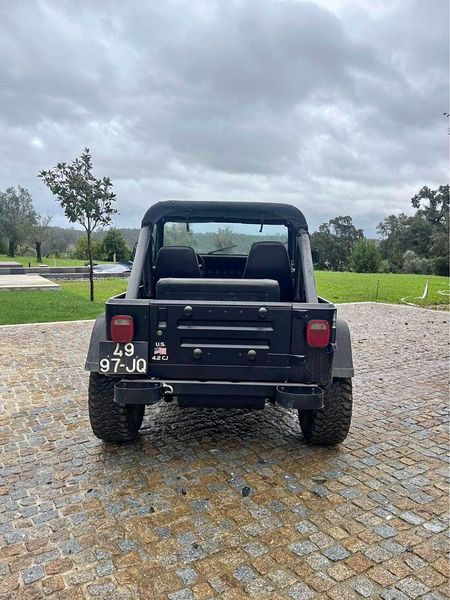 Jeep Wrangler • 1987 • 85,000 km 4