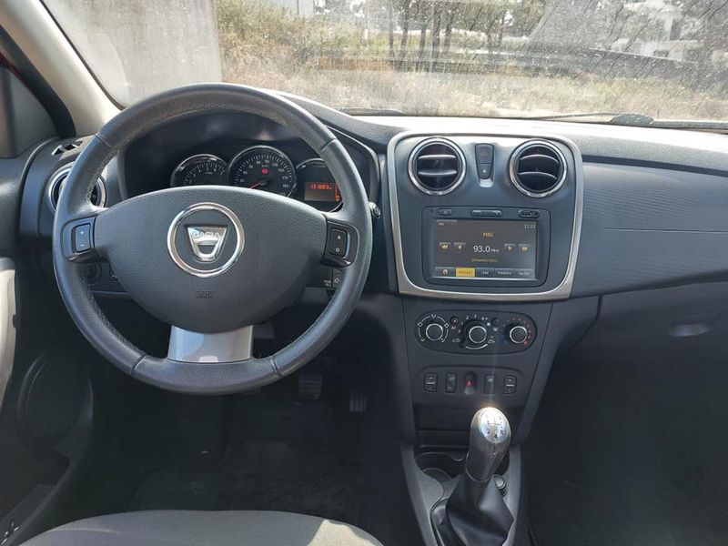 Dacia Sandero • 2013 • 80,000 km 4