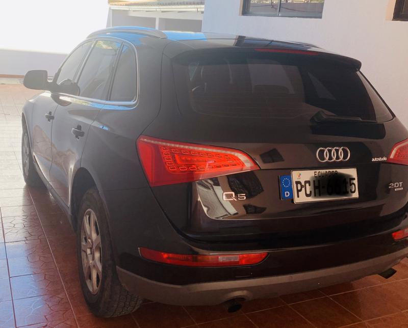 Audi Q5 • 2011 • 99,000 km 2