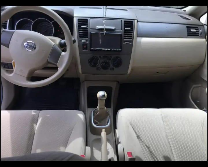 Nissan Tiida • 2011 • 187,000 km 6