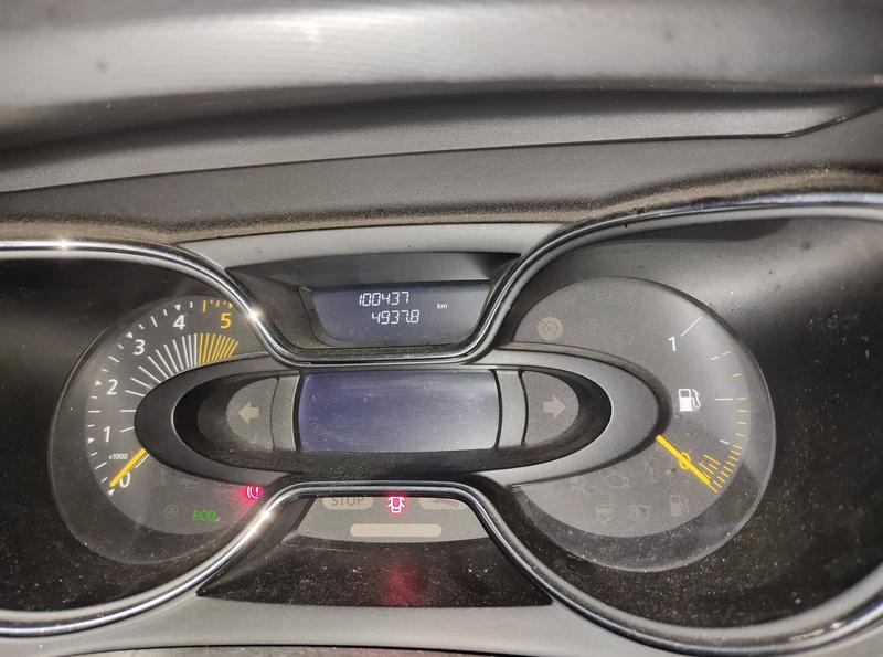 Renault Captur • 2015 • 100,000 km 3