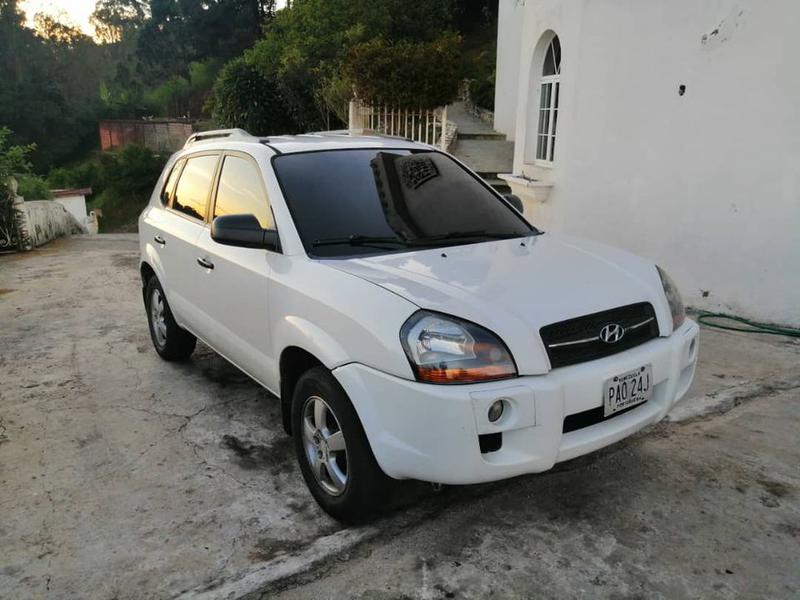 Hyundai Tucson • 2008 • 200,000 km 1