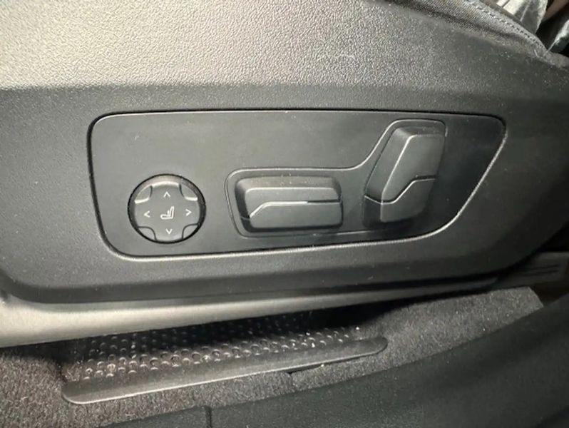 BMW X2 • 2024 • 19,000 km 5