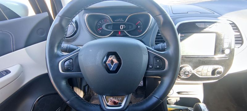 Renault Captur • 2018 • 66,000 km 9