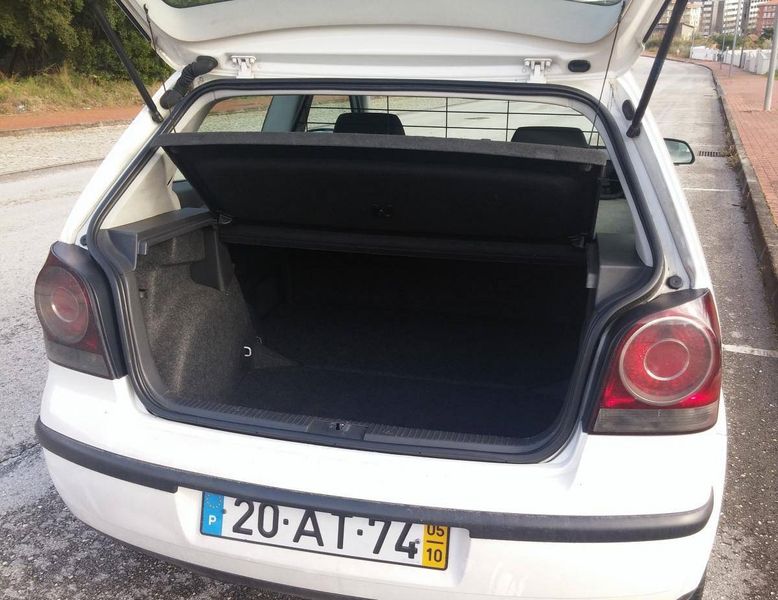Volkswagen Polo • 2005 • 327,000 km 3