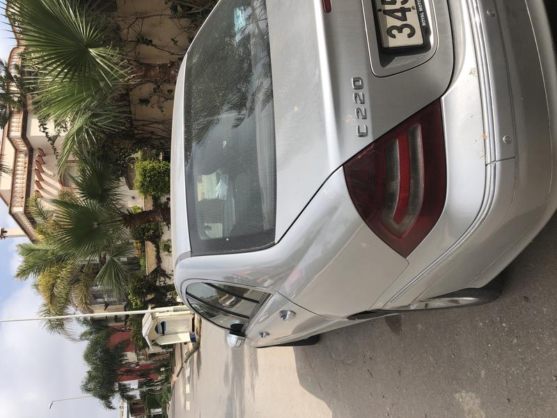 Mercedes-Benz C • 2006 • 278,000 km 2