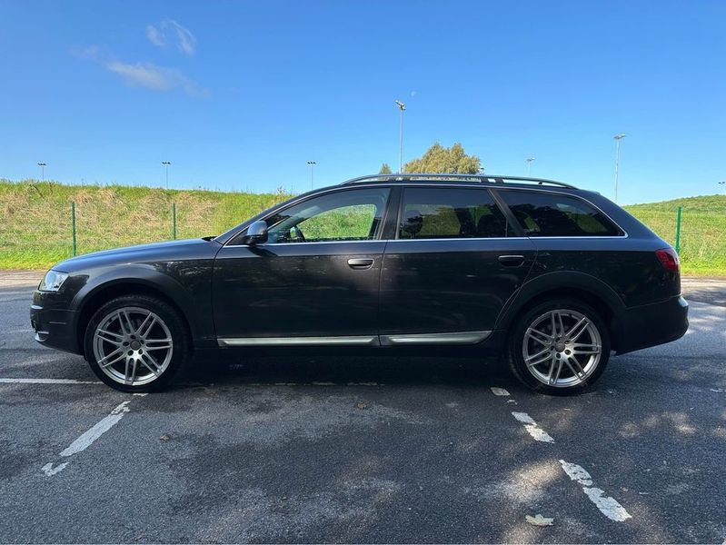 Audi A6 Allroad • 2010 • 150,000 km 5