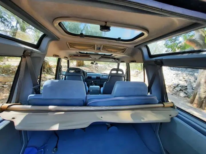 Land Rover Discovery • 1992 • 321,000 km 1