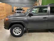 Toyota 4 Runner Limited • 2013 • 33,000 km 8