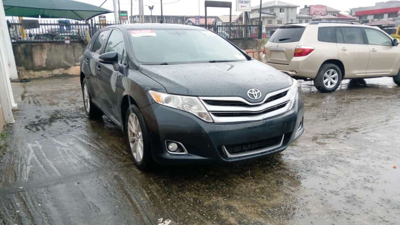Toyota Venza • 2014 • 92,864 km 2