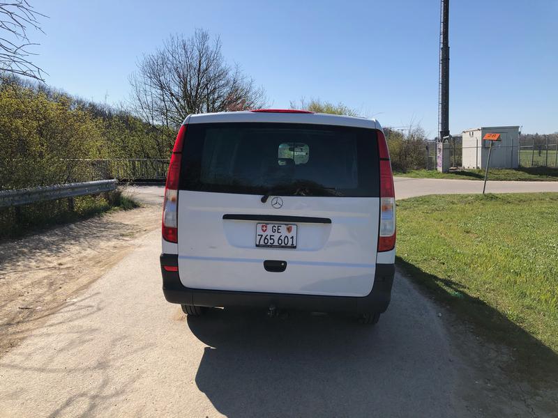 Mercedes-Benz 115 • 2008 • 105,000 km 4