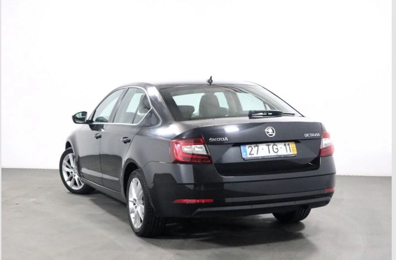 Škoda Octavia • 2017 • 115,000 km 2