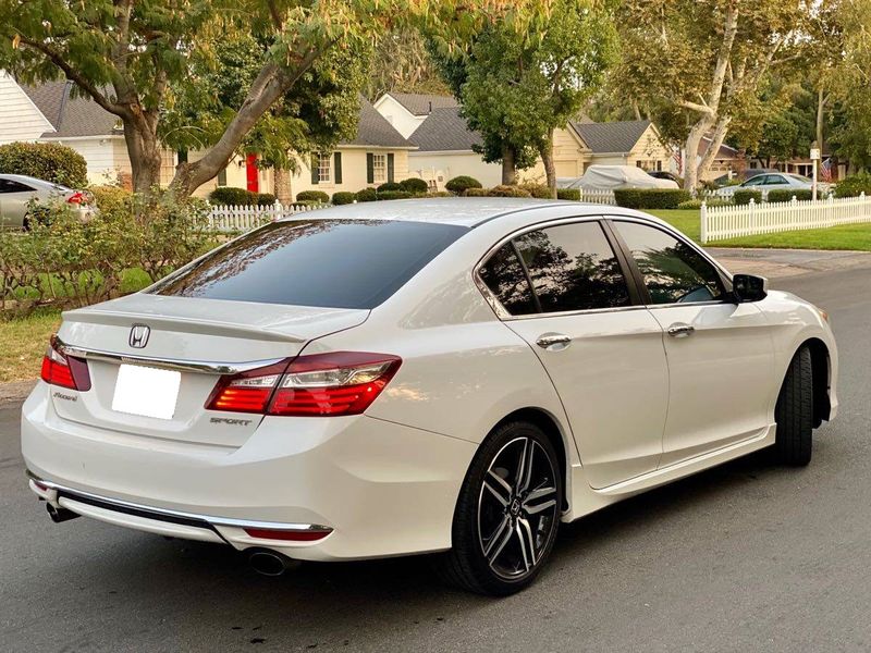 Honda Accord • 2016 • 73,256 mi 3