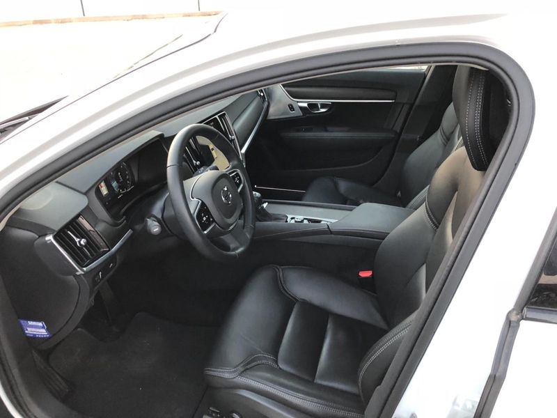 Volvo V90 Cross Country • 2017 • 150,000 km 11