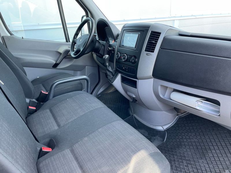 Mercedes-Benz Sprinter • 2017 • 132,000 km 7