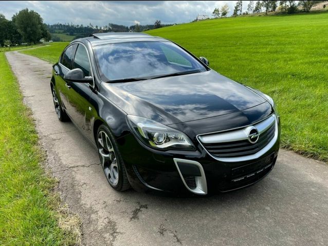 Opel Insignia • 2017 • 103,000 km 1