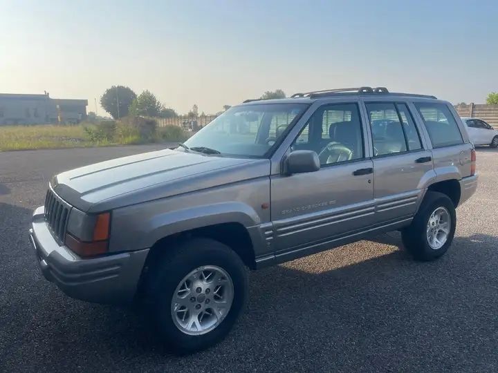 Jeep Grand Cherokee • 1998 • 254,000 km 8