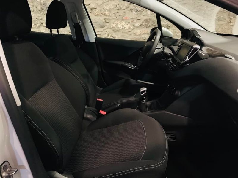 Peugeot 2008 • 2018 • 90,000 km 6
