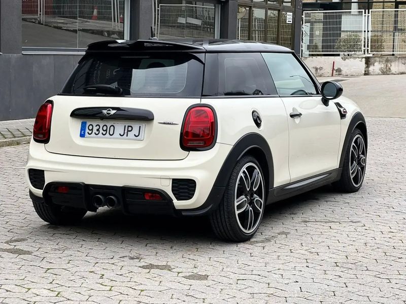 MINI Cooper • 2016 • 28,000 km 4