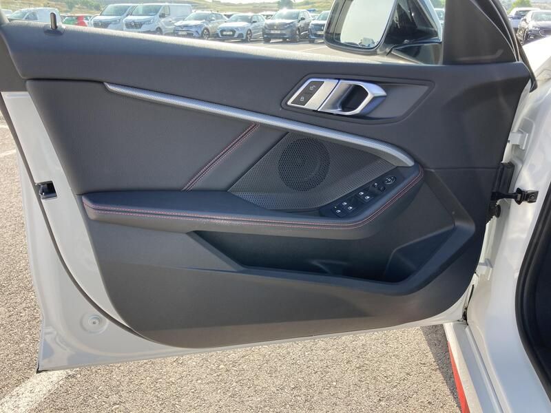 BMW 1 Series • 2021 • 97,297 km 21