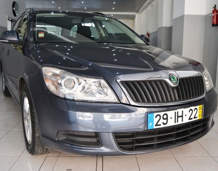 Škoda Octavia • 2009 • 142,000 km 1