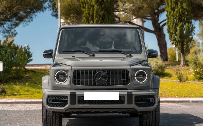 Mercedes-Benz G-Class • 2023 • 4,200 km 3