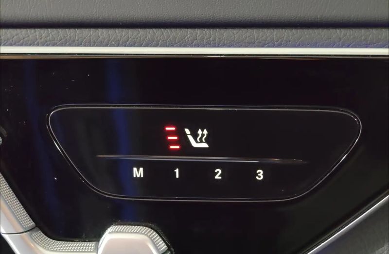 Mercedes-Benz C • 2021 • 94,000 km 7