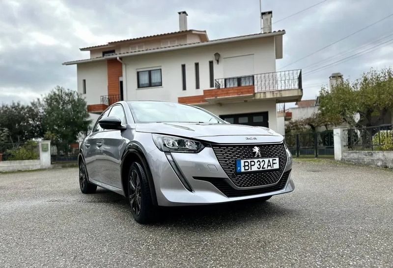 Peugeot 2008 • 2022 • 20,656 km 1