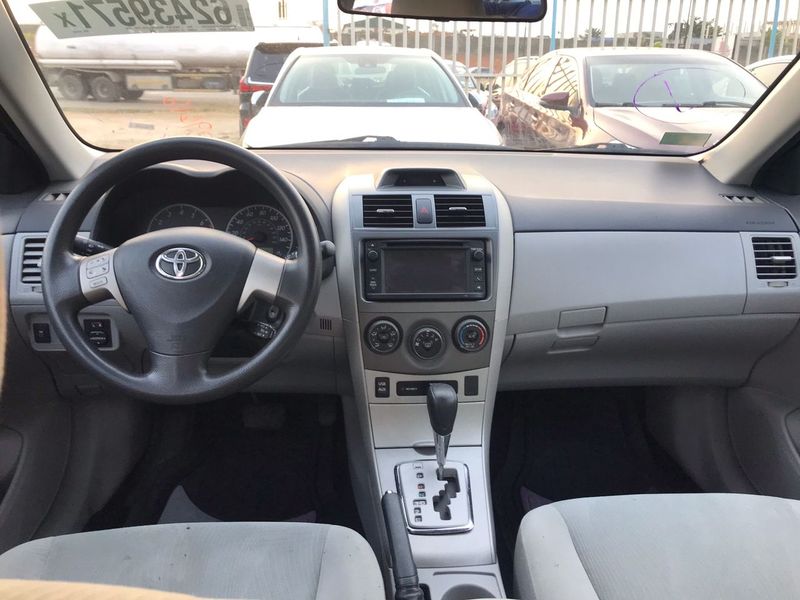 Toyota Corolla XEI • 2013 • 32 km 2