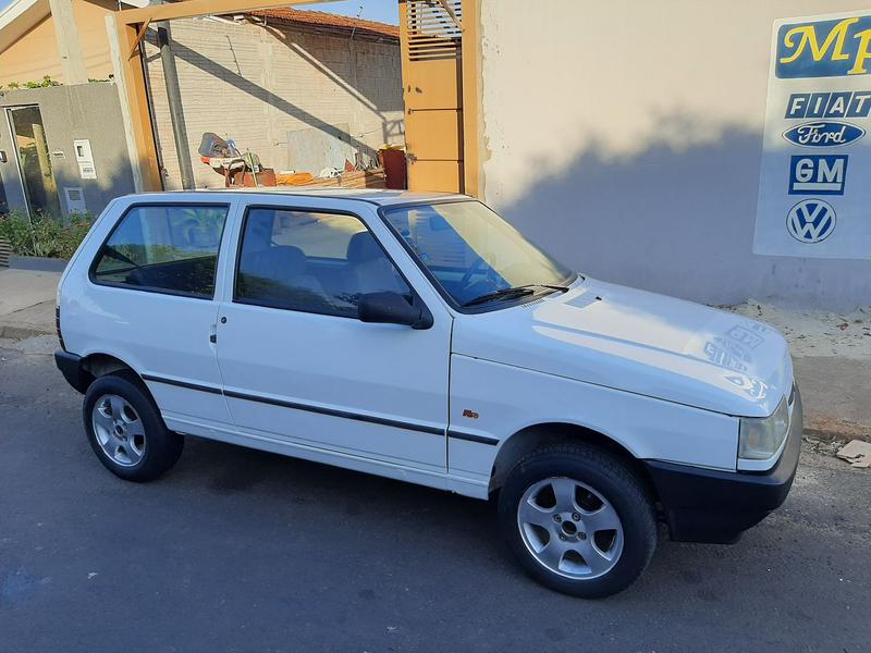 Fiat Uno • 2002 • 24,000 km 4