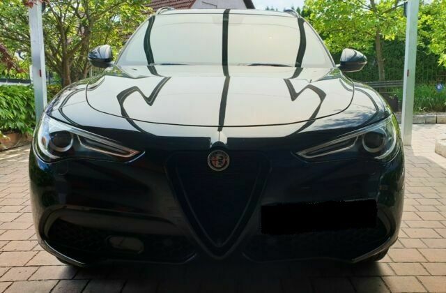 Alfa Romeo Stelvio • 2019 • 66,000 km 1