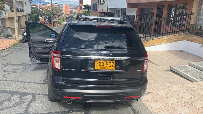 Ford Explorer • 2014 • 71,000 km 5