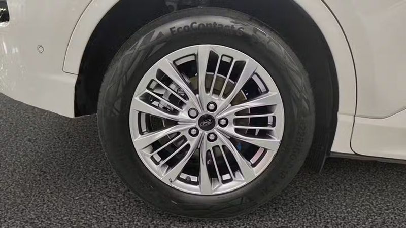 Ford Kuga • 2023 • 39,065 km 34