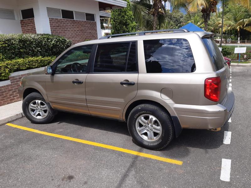 Honda Pilot • 2005 • 100,000 km 1