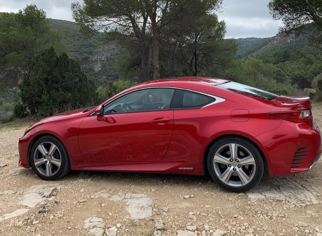 Lexus RC • 2017 • 74,000 km 6