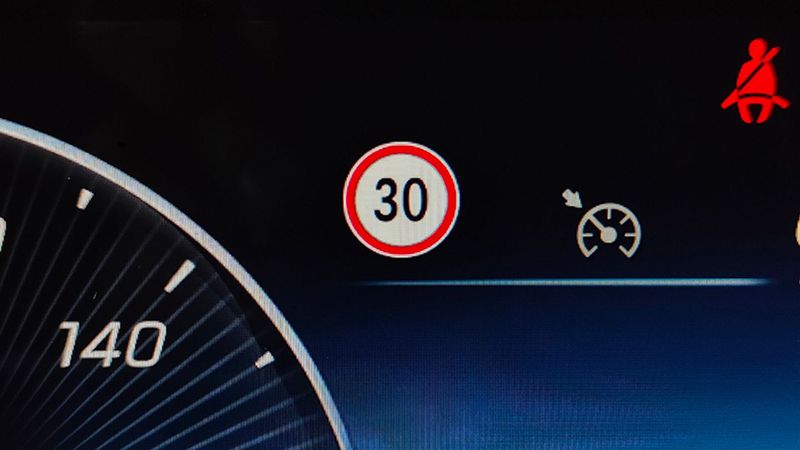 Mercedes-Benz Class B • 2023 • 6,999 km 14