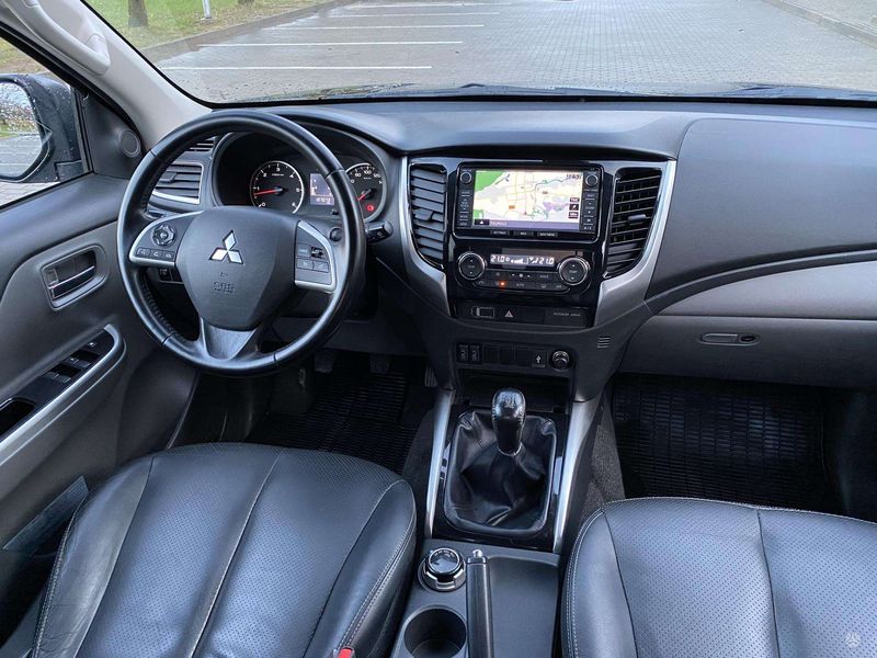 Mitsubishi L200 • 2015 • 197,000 km 13