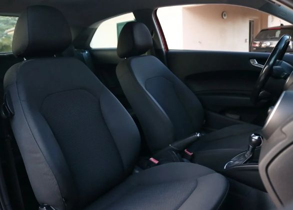 Audi A1 • 2011 • 176,114 km 4