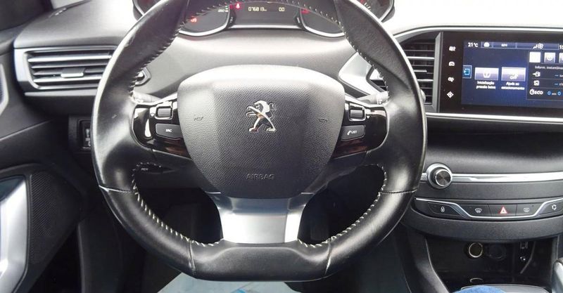 Peugeot 308 • 2017 • 79,999 km 5