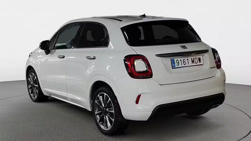 Fiat 500X • 2023 • 68,181 km 5