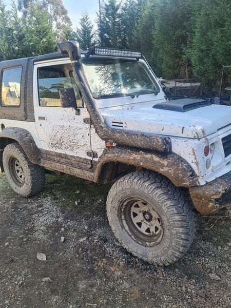 Suzuki Samurai • 2000 • 200,000 km 4