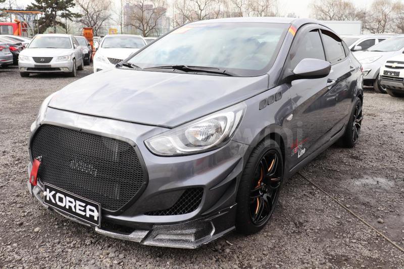 Hyundai Elantra • 2020 • 52,000 km 4