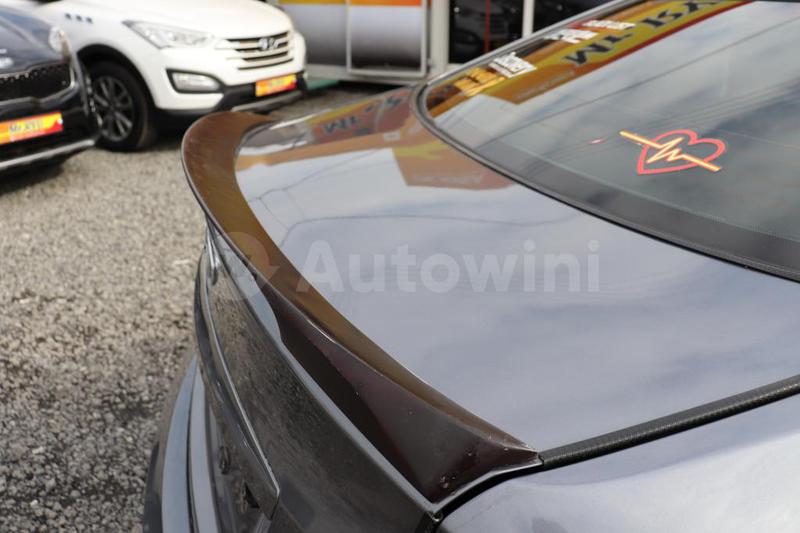 Hyundai Elantra • 2020 • 52,000 km 5