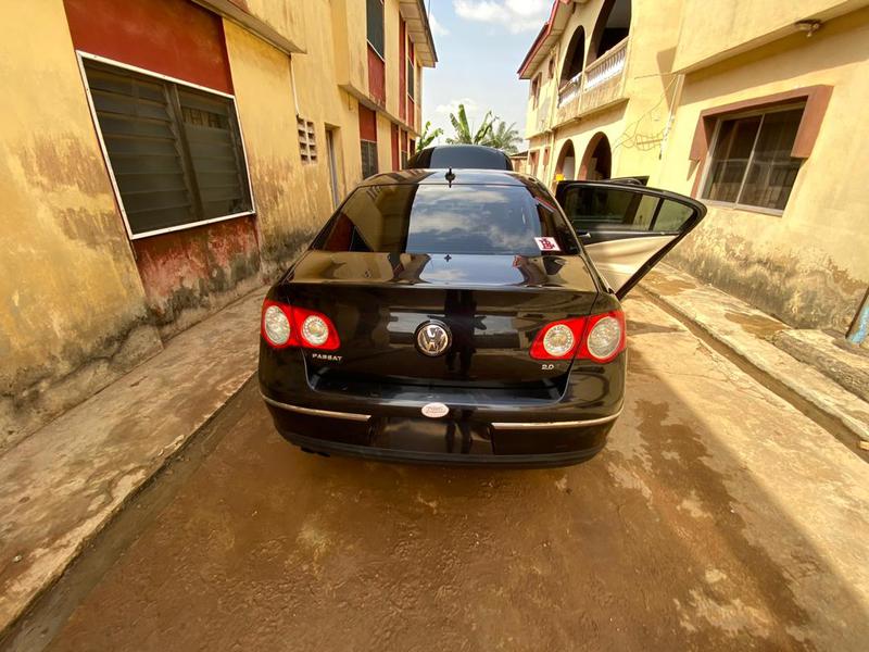 Volkswagen Passat • 2009 • 183,899 km 9