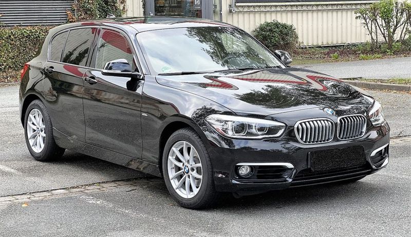 BMW 1 Series • 2015 • 21,000 km 1