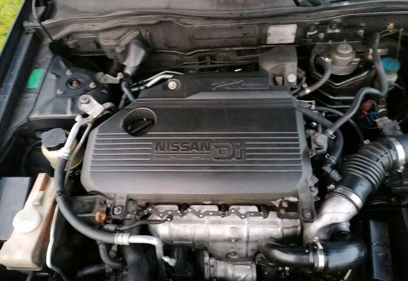 Nissan Almera • 2001 • 180,000 km 5