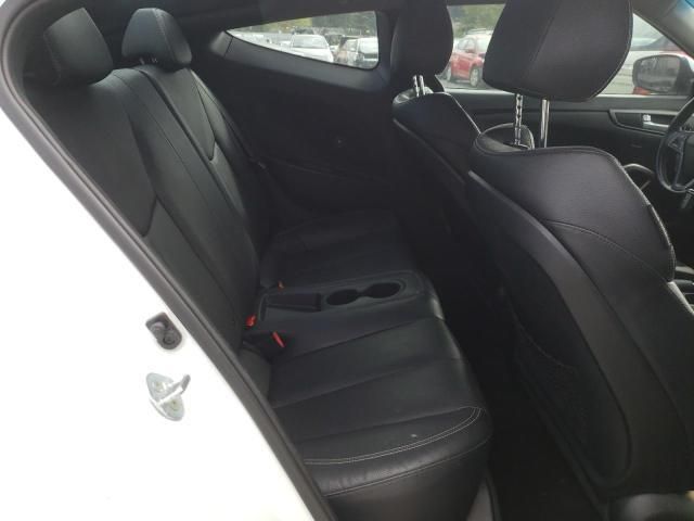 Hyundai Veloster • 2015 • 10,000 mi 7