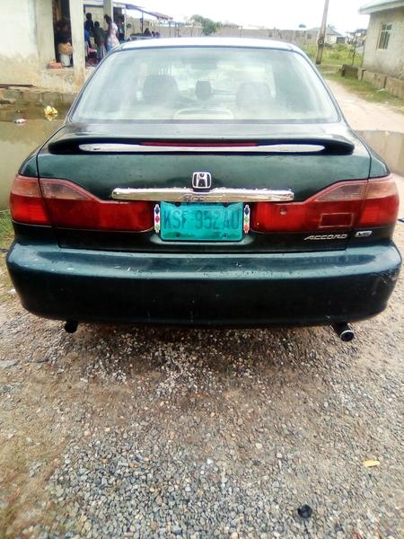 Honda Accord • 1999 • 125,000 km 8