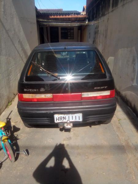 Suzuki Swift • 1993 • 200,356 km 1