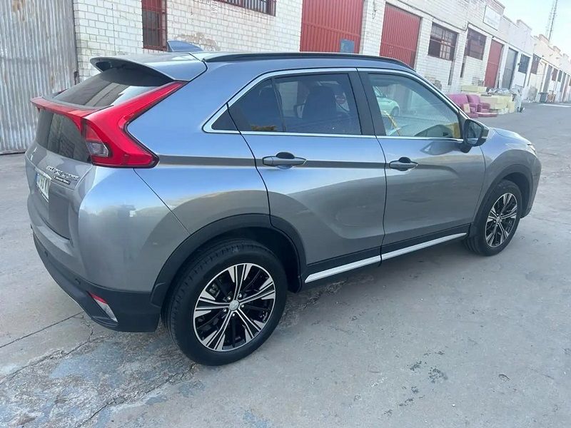 Mitsubishi Eclipse Cross • 2018 • 87,400 km 8